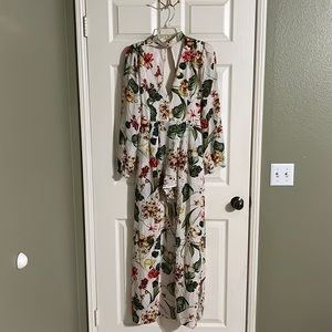 Floral romper Size small